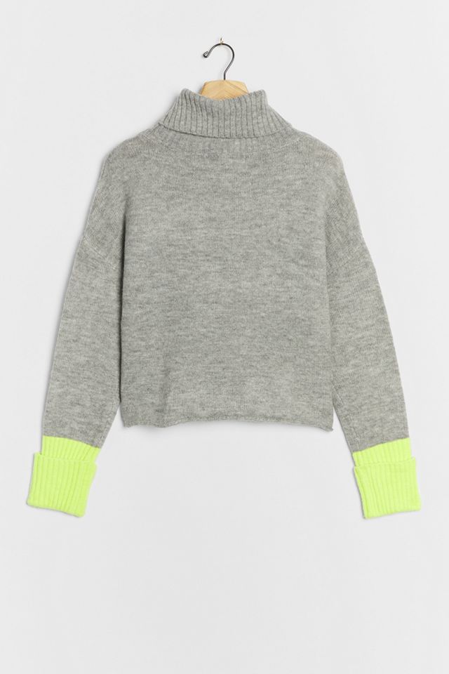 Paulina Crop Turtleneck Sweater #9