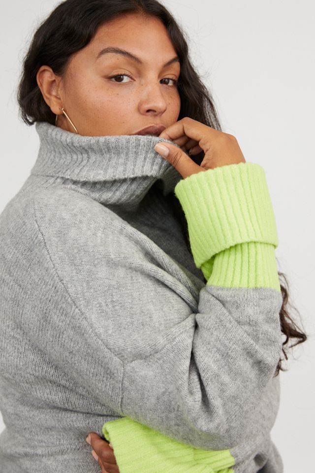 Paulina Crop Turtleneck Sweater #3