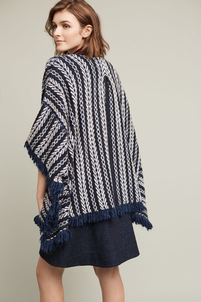 Tajo Jacquard Poncho #3