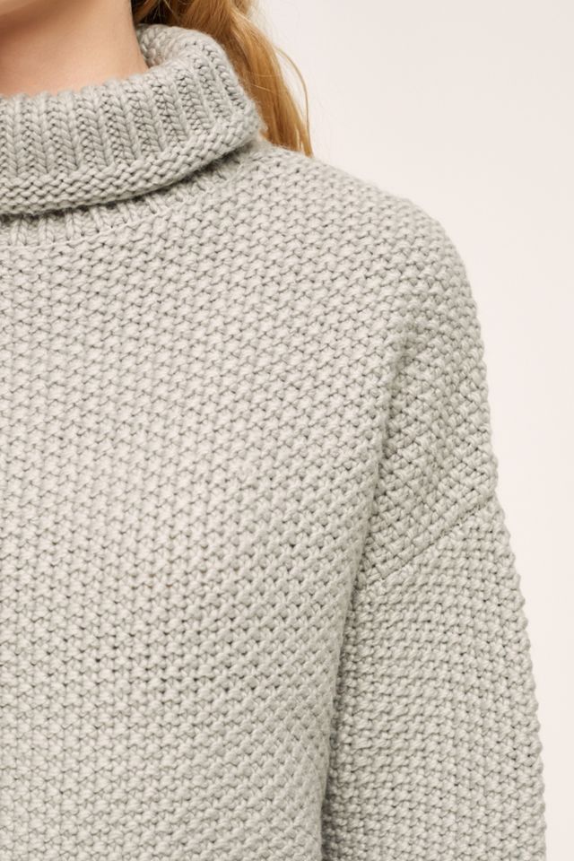 Chellie Cropped Turtleneck #2
