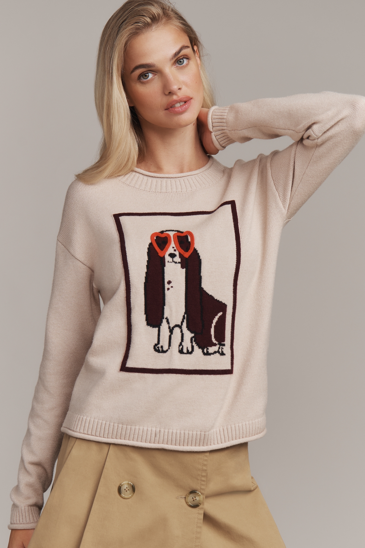 Flat White Crew-Neck Dog Icon Sweater