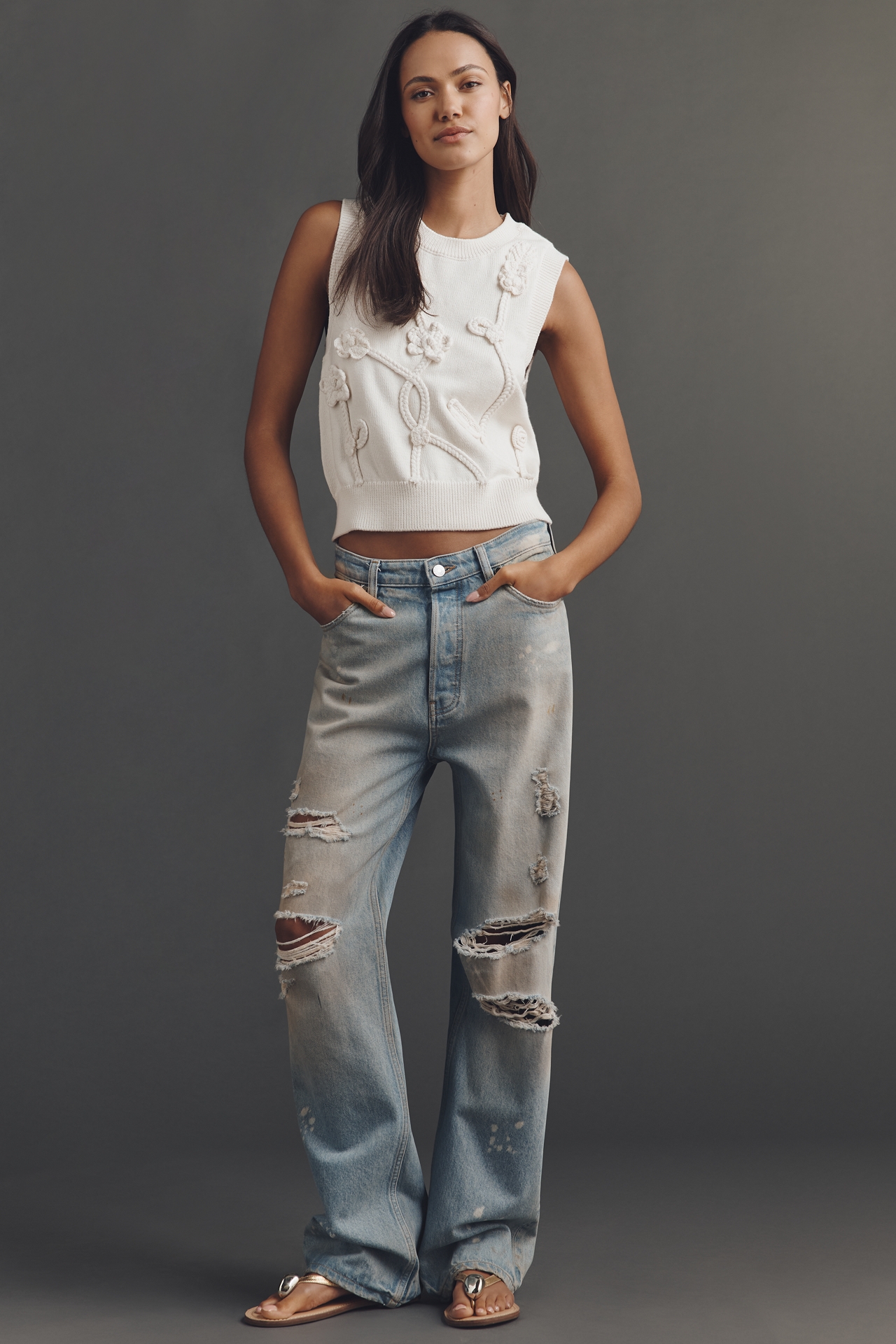 NVLT Sleeveless Crew-Neck 3D Floral Sweater Tank