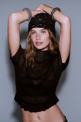 Anthropologie - ニューヨーク アンソロポロジー  バイカラー ふわふわざっくりセーター By Anthropologie Semi-Sheer Ruffle-Hem Sweater | Anthropologie