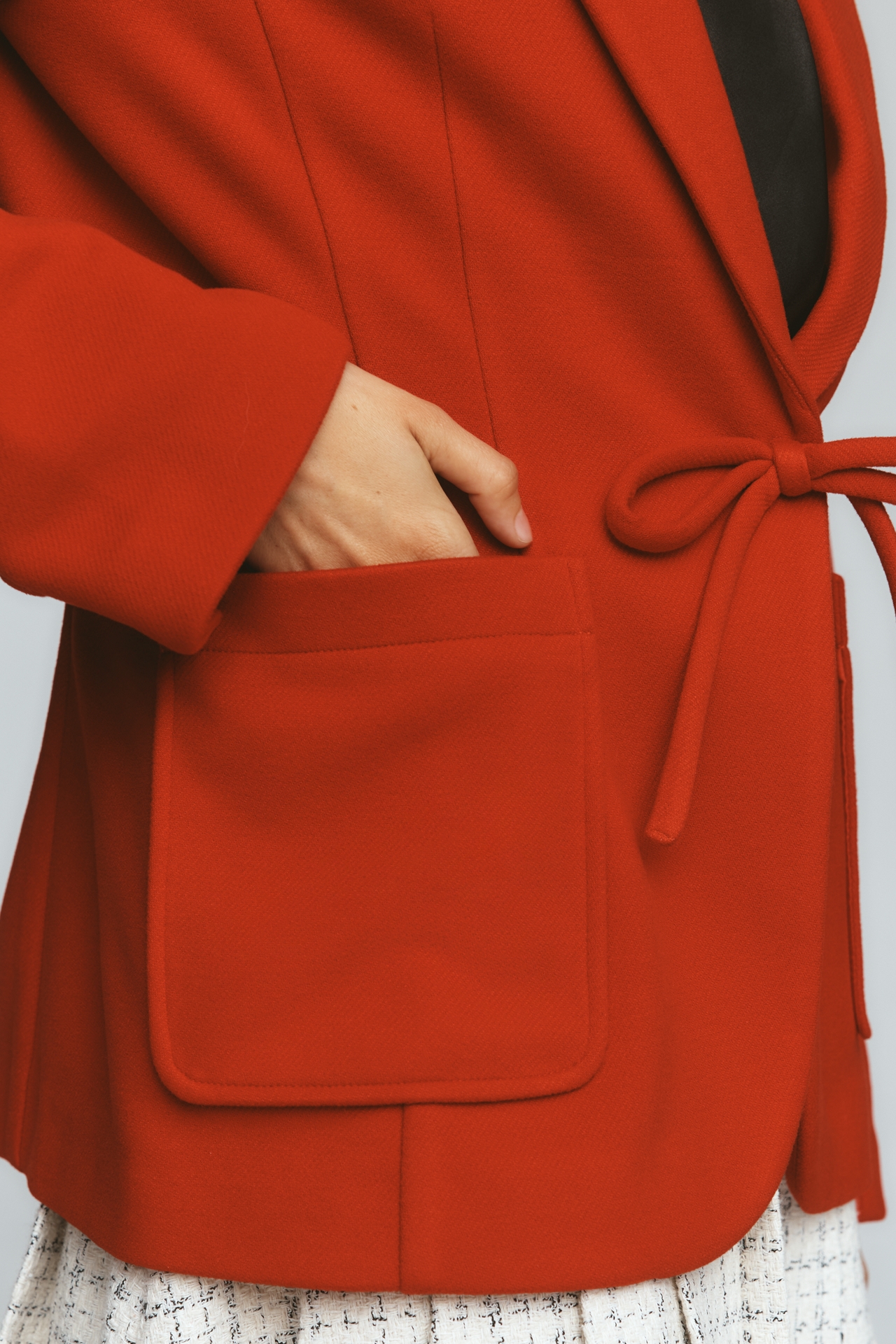 Avec Les Filles Fitted Bow Blazer