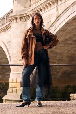 By Anthropologie Wildleder-Trichter-Hals-Jacke
