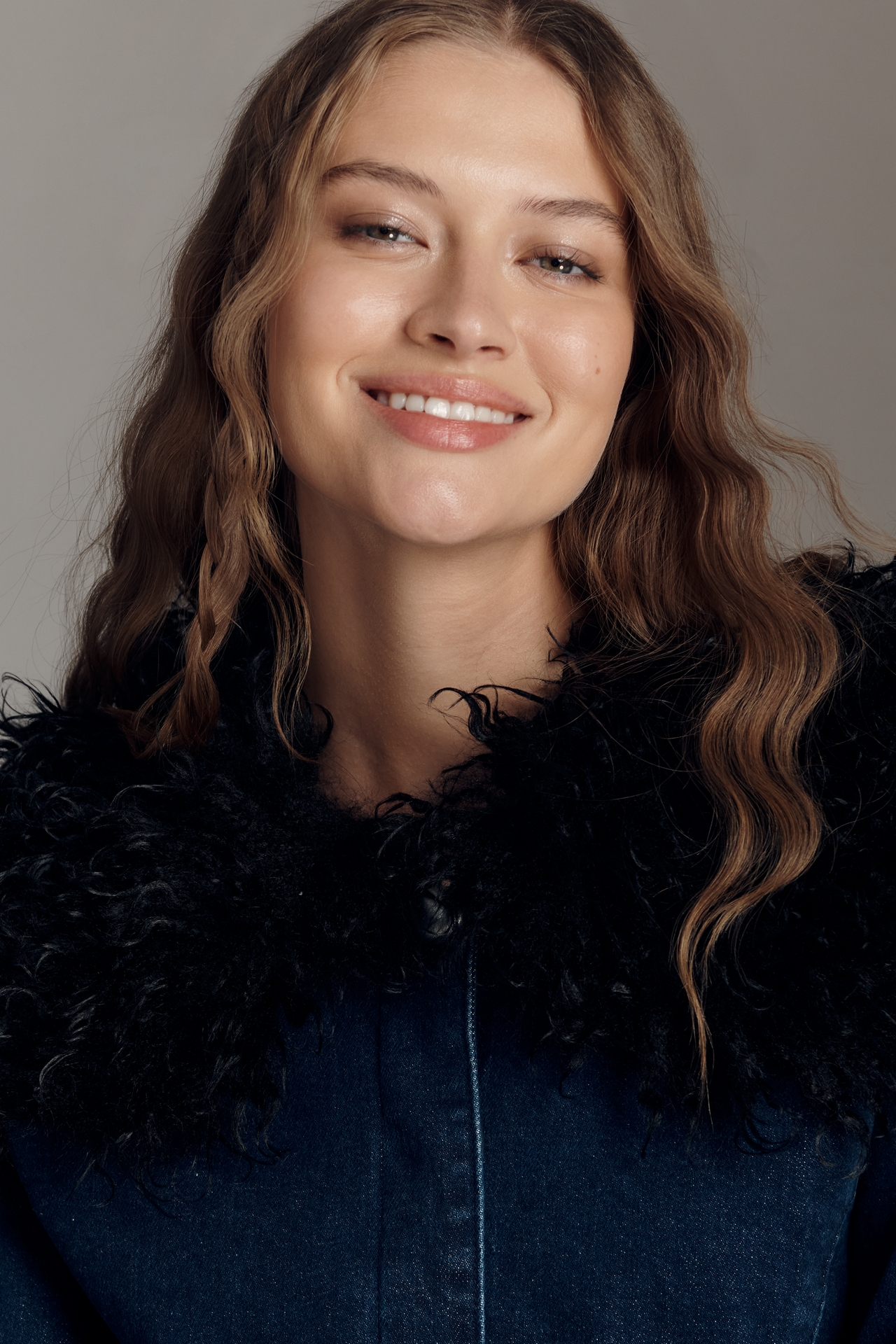 TT Studios Kimmy Faux Fur Trim Crop Jacket