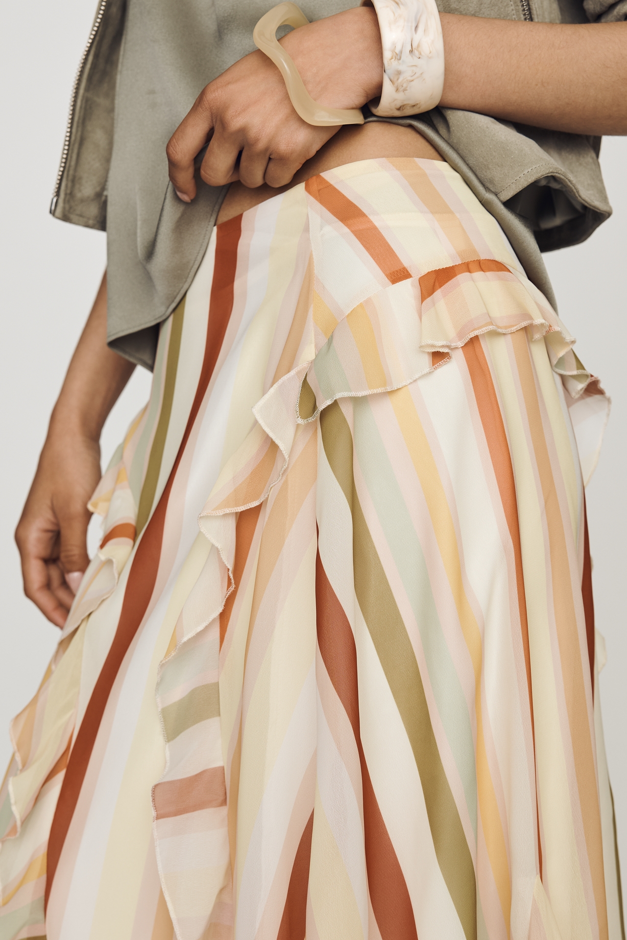CUBIC Asymmetric Ruffle Midi Skirt