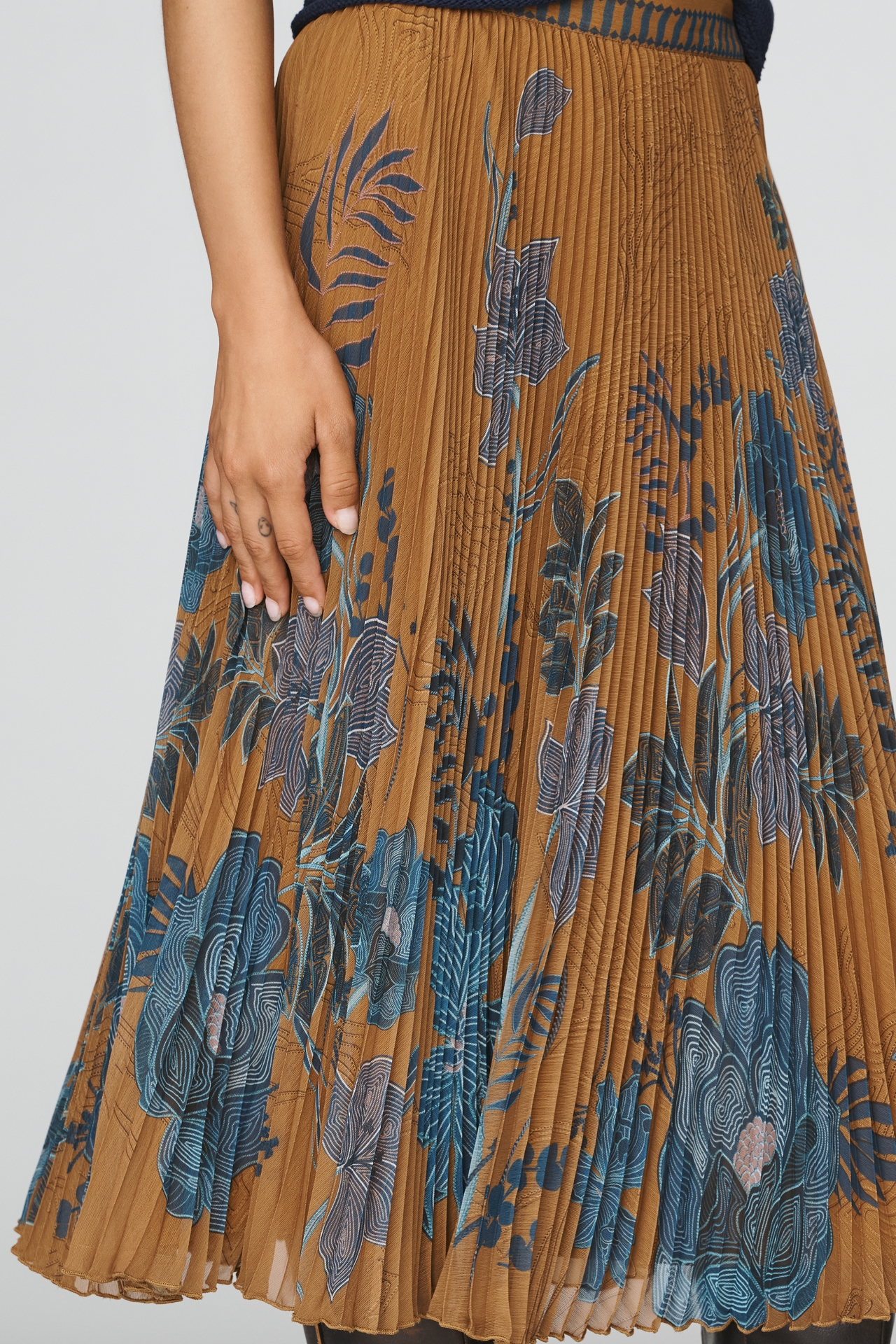Ranna Gill Pleated Midi Skirt