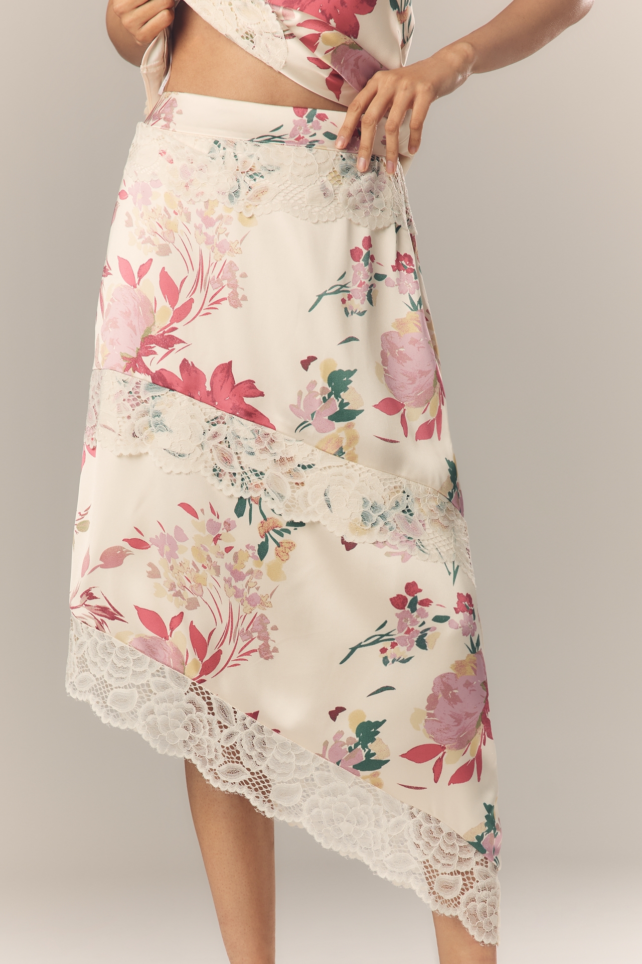 Elliatt Rosalina Asymmetric Satin Midi Skirt