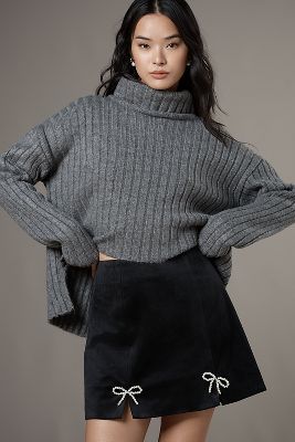Bow Embellished Slit Mini Skirt