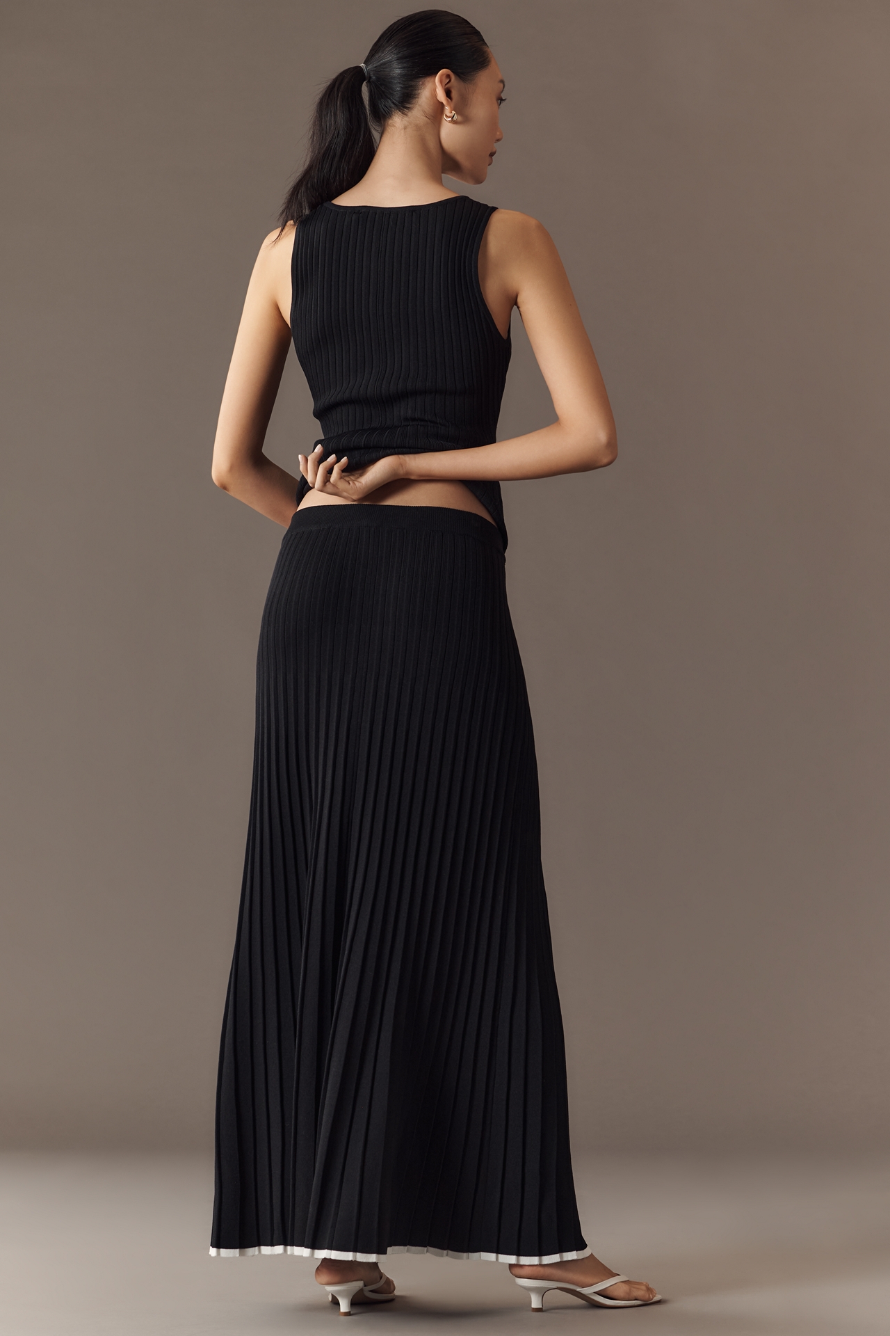 Endless Rose Pleated Knit Maxi Skirt