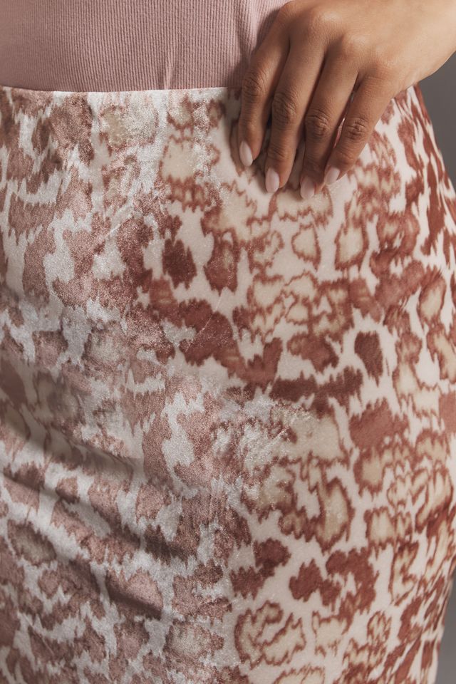 La Falda Larga Tilda: Edición de Terciopelo #7