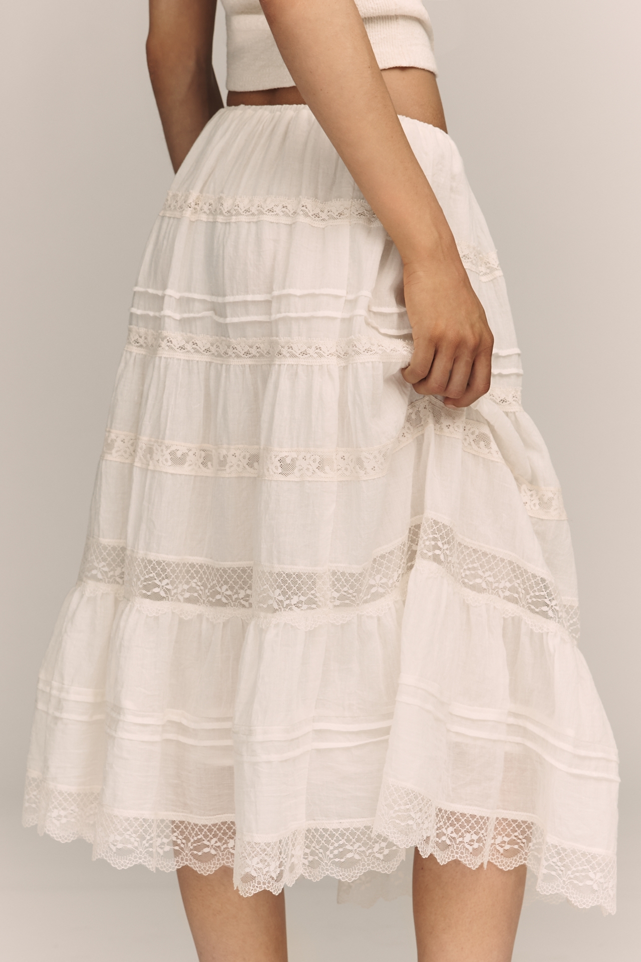 RAISONNEL Cotton Tiered Lace Midi Skirt