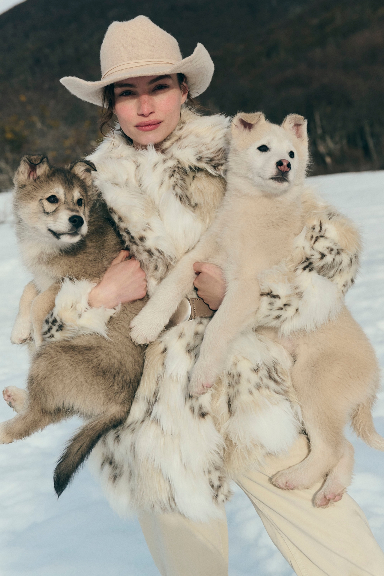 AG Saige Corduroy High-Rise Wide-Leg Crop Jeans