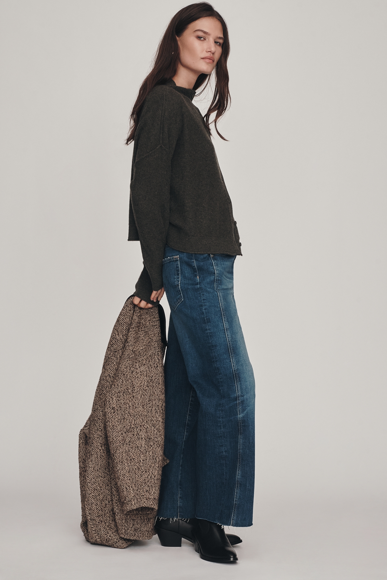 AG Saige Mid-Rise Crop Wide-Leg Jeans