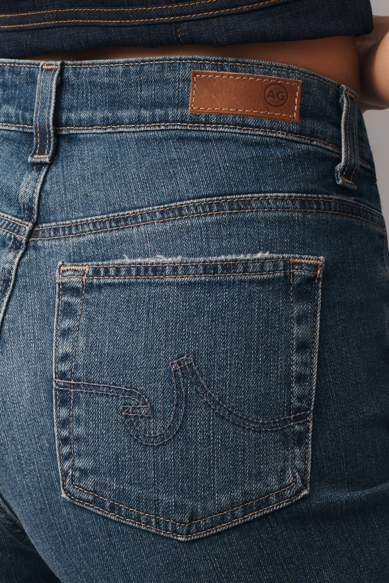 AG Mari Crop Mid-Rise Straight-Leg Jeans