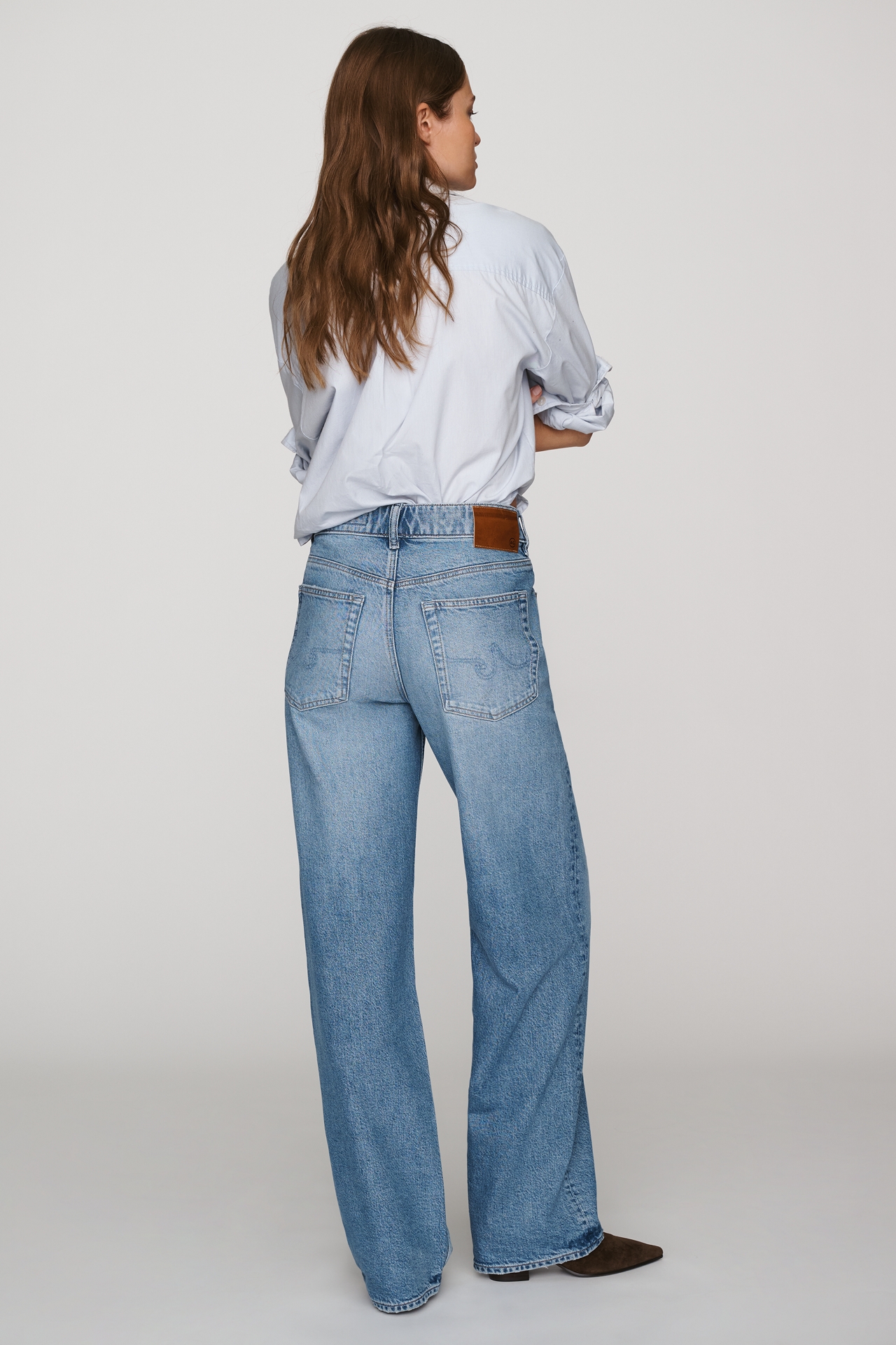 AG Billie Low-Slung Straight Jeans
