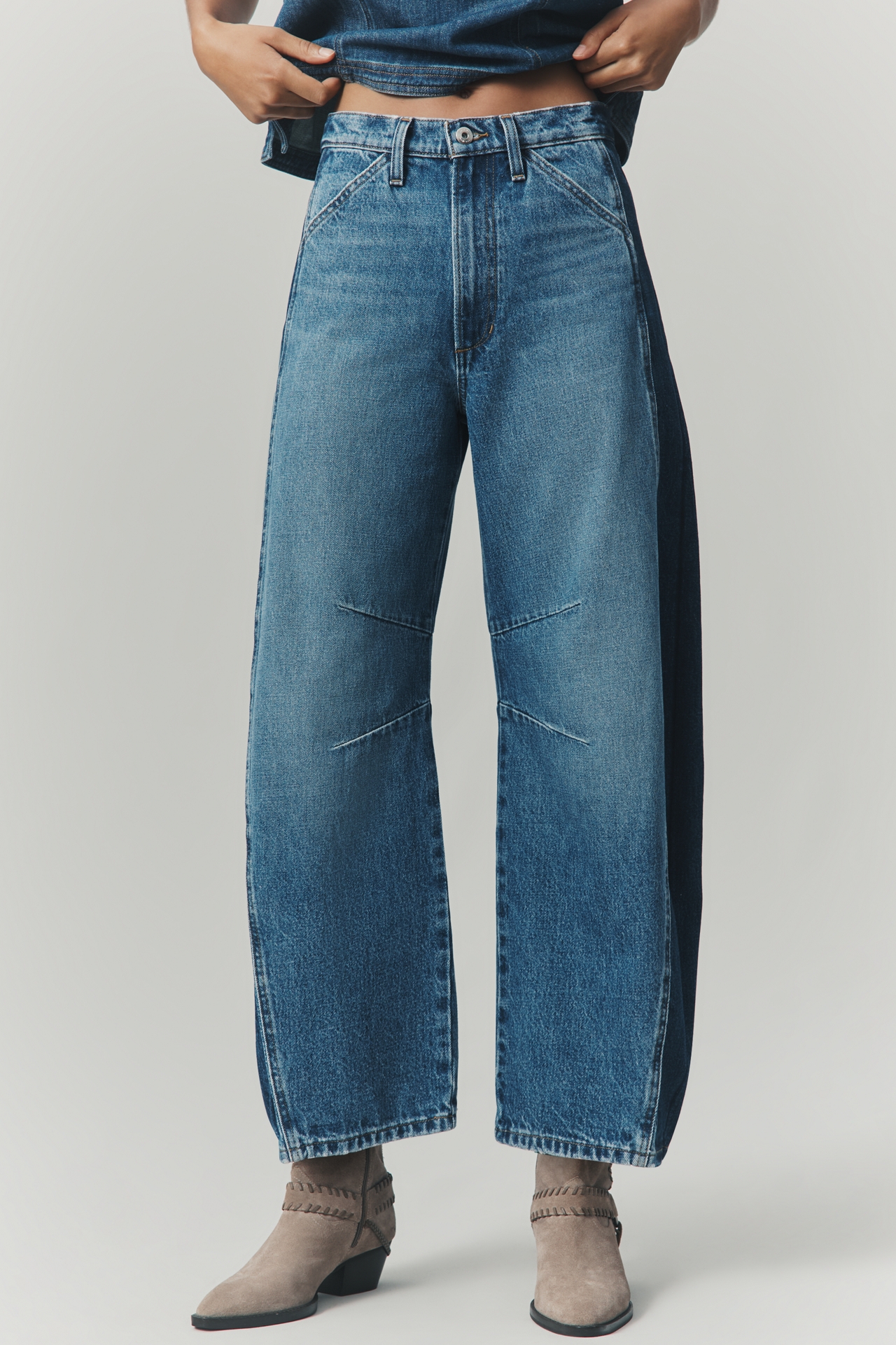 Joe's Jeans The Bowie Mid-Rise Tapered