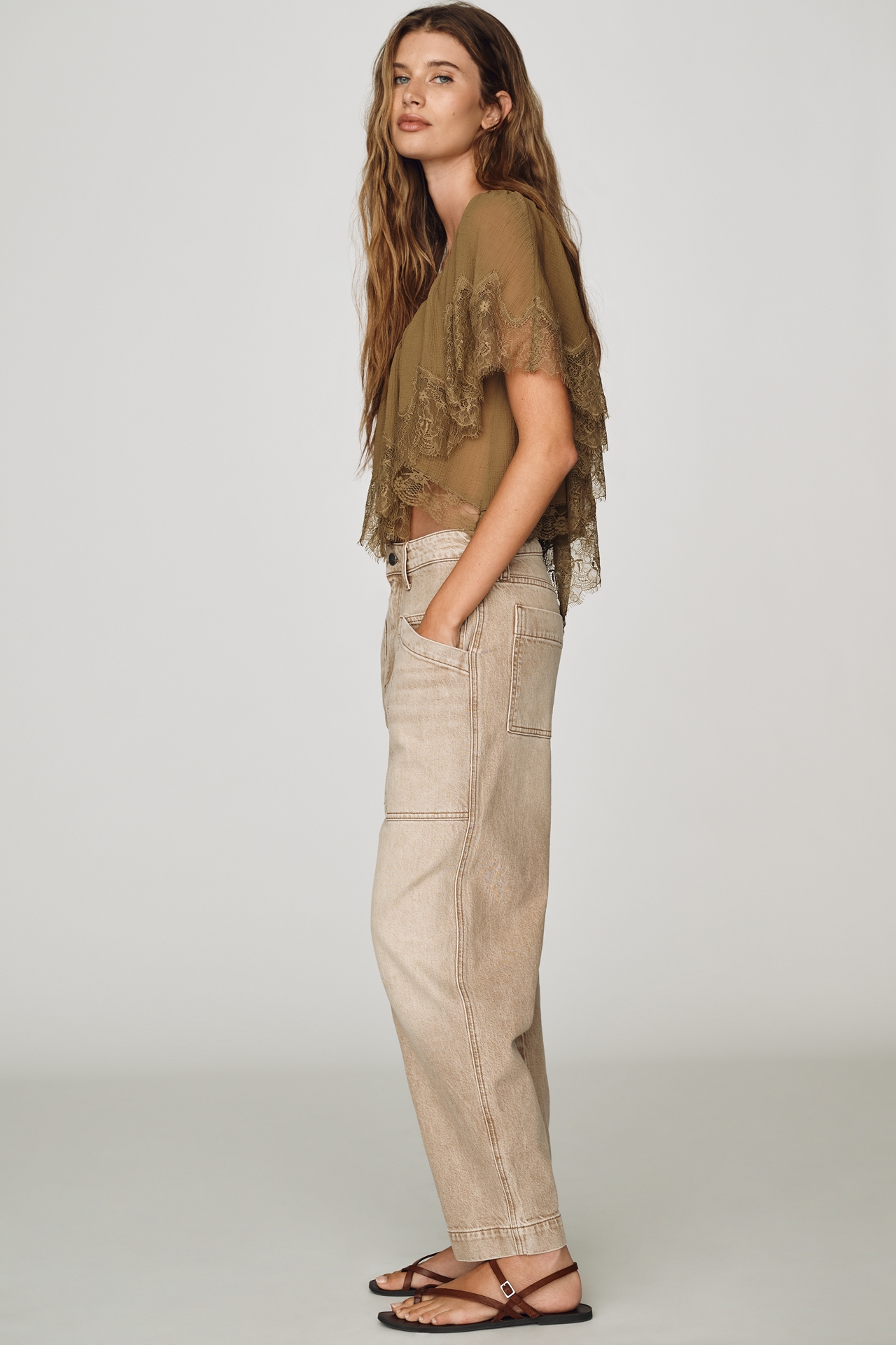 Joe's Jeans Double Pocket Mid-Rise Barrel-Leg