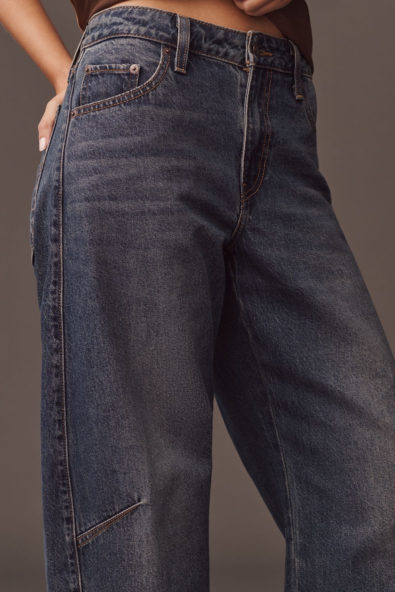 Levi's Baggy Dad Barrel High-Rise Jeans