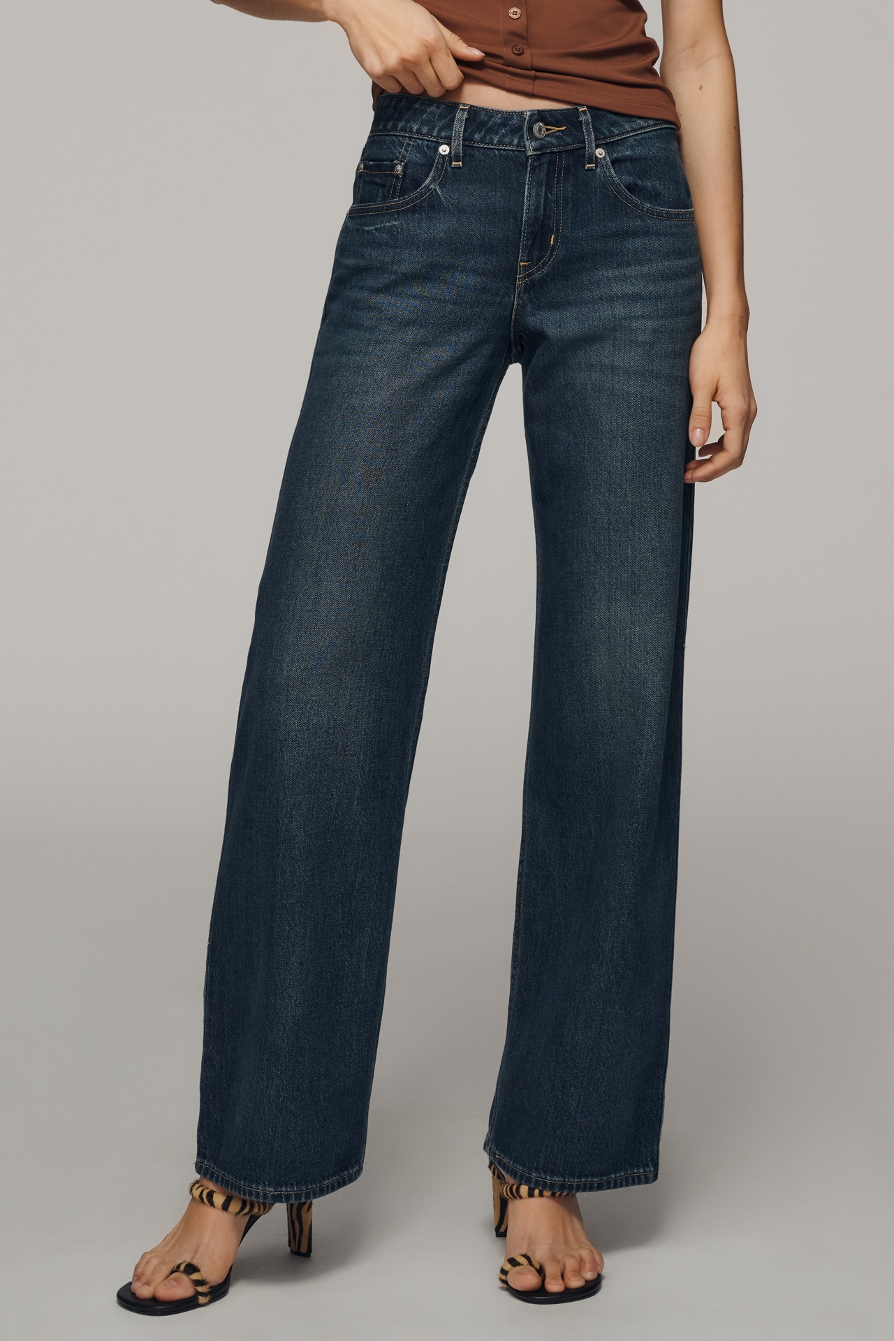 Levi's Low Loose Mid-Rise Relaxed Jeans
