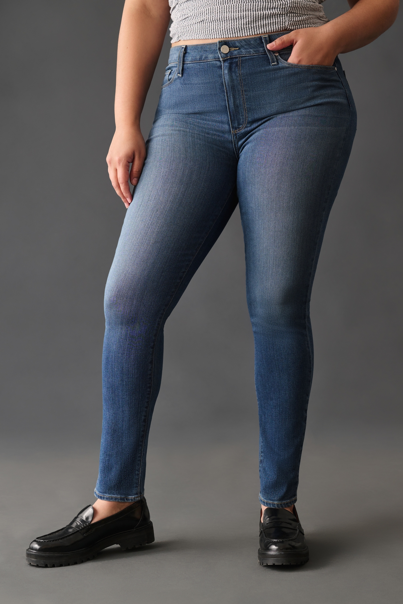 PAIGE Hoxton High-Rise Ankle Jeans