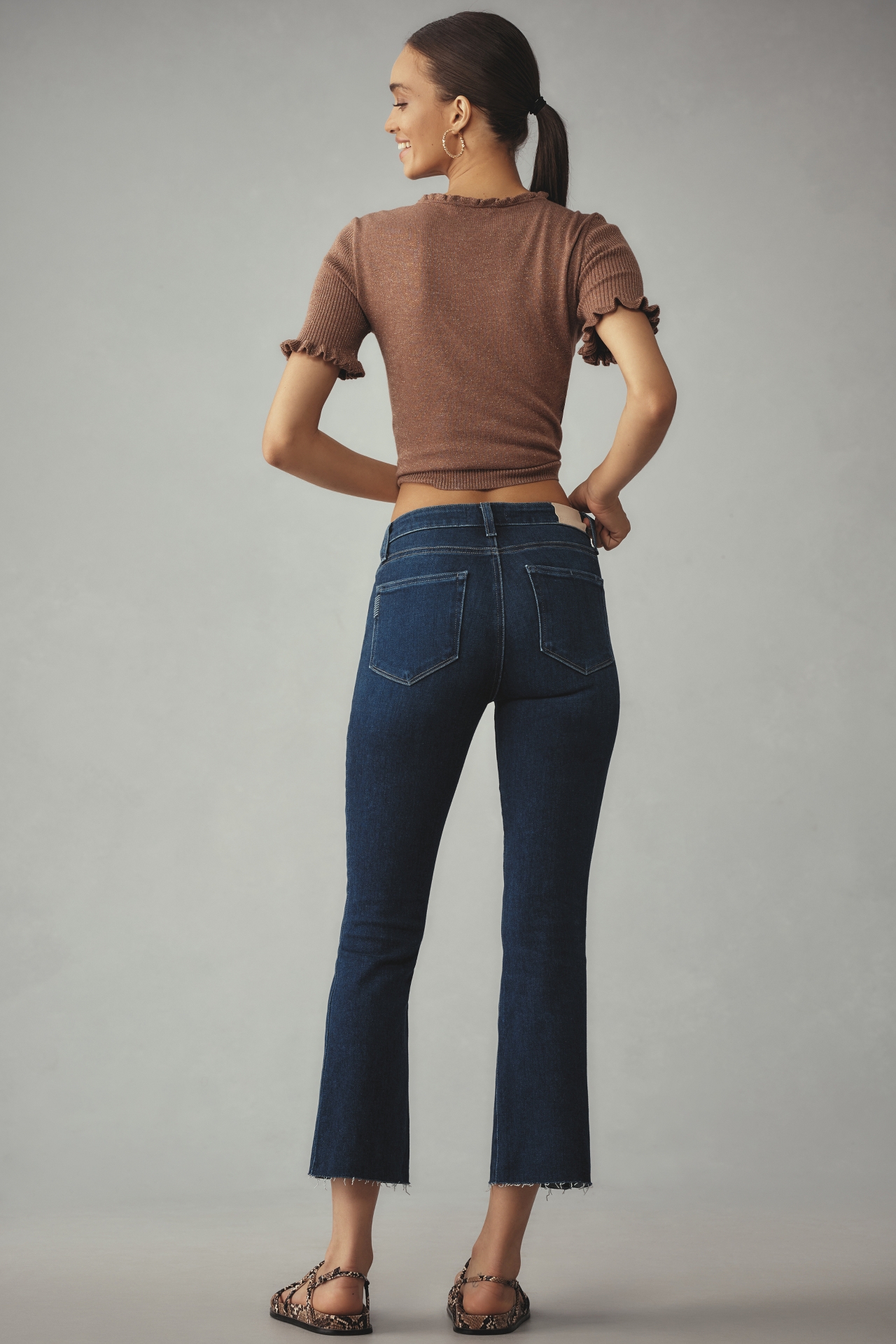 PAIGE Colette Mid-Rise Crop Jeans