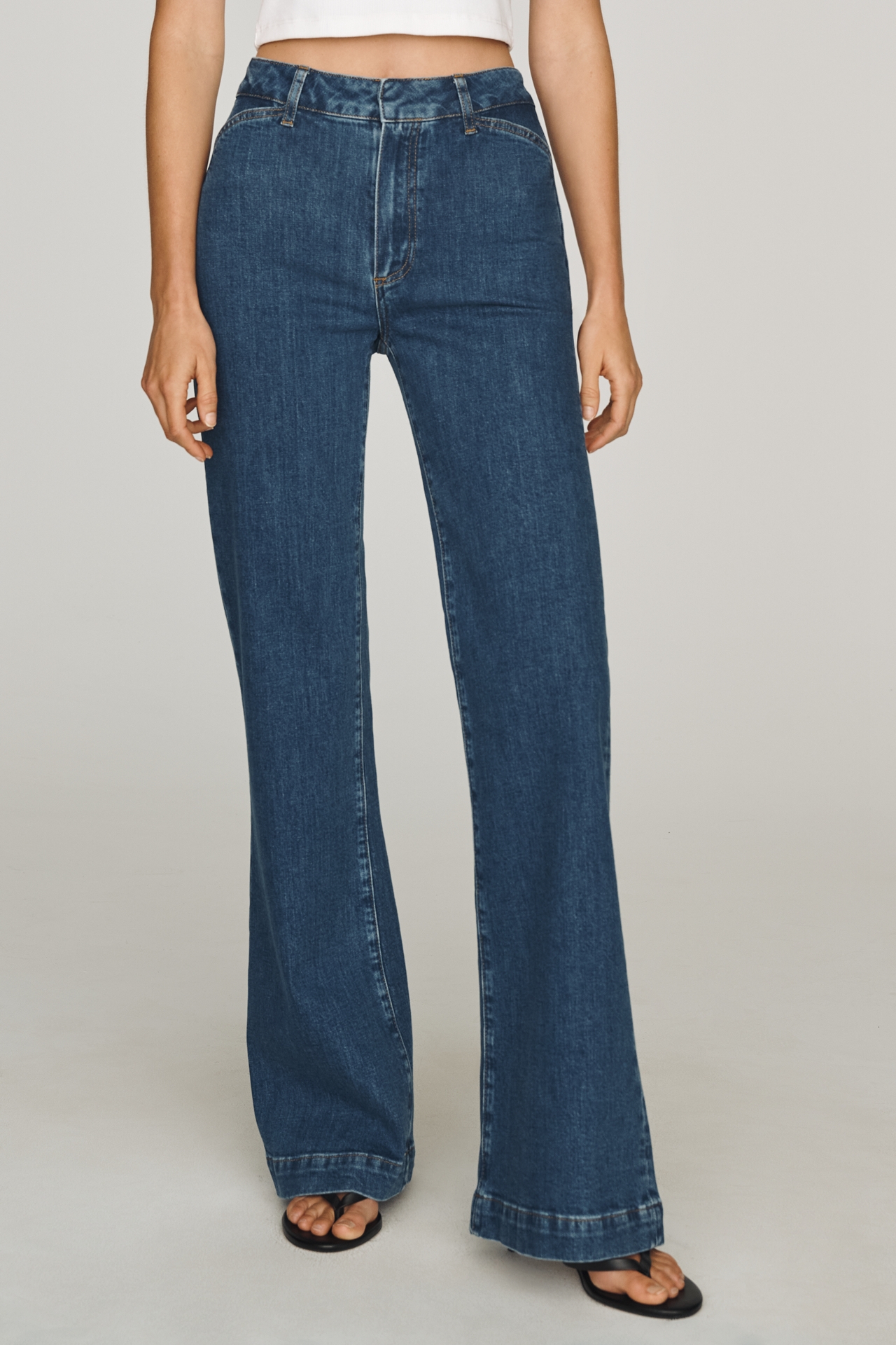 PAIGE Leenah Mid-Rise Flare Jeans
