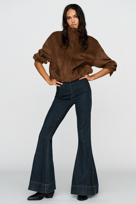 Wrangler x Lainey Wilson Low Rise Flare Pull On Jeans by Anthropologie
