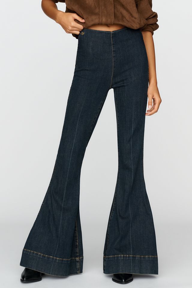 Wrangler x Lainey Wilson Low Rise Flare Pull On Jeans  #1