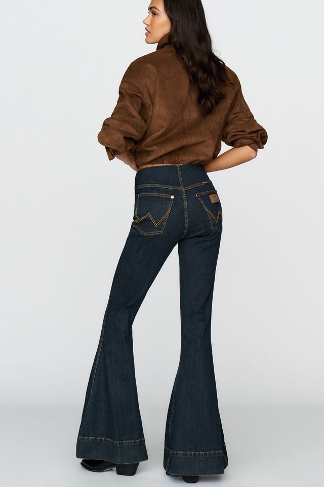 Wrangler x Lainey Wilson Low Rise Flare Pull On Jeans  #3