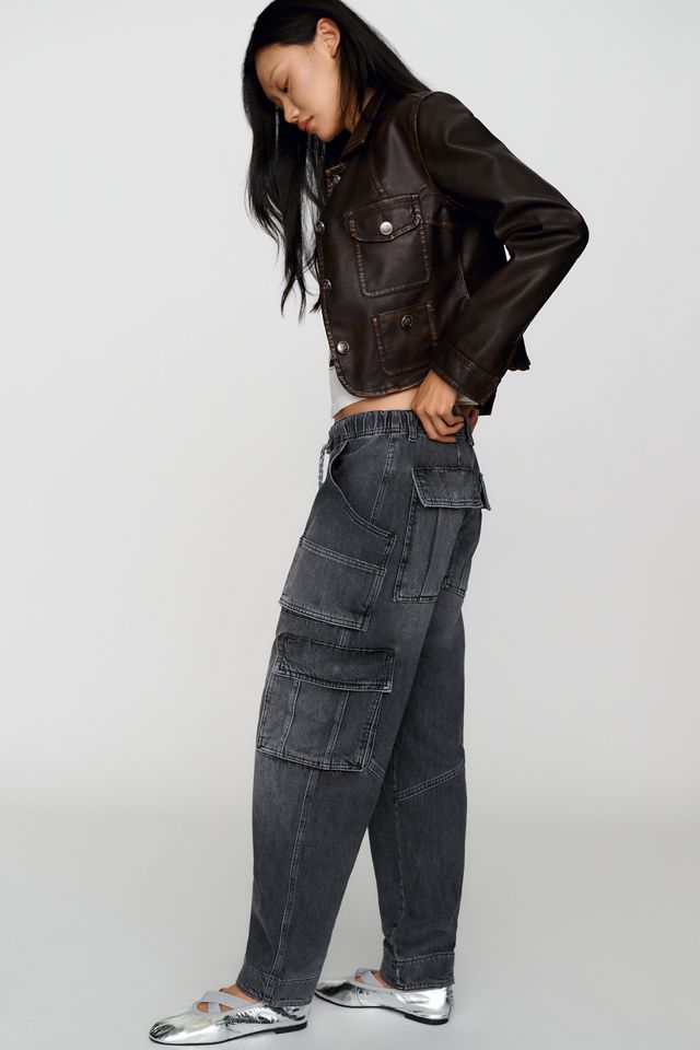 Jeans Utilitarios de Talle Alto y Pierna Cónica Aleutian Pilcro #2