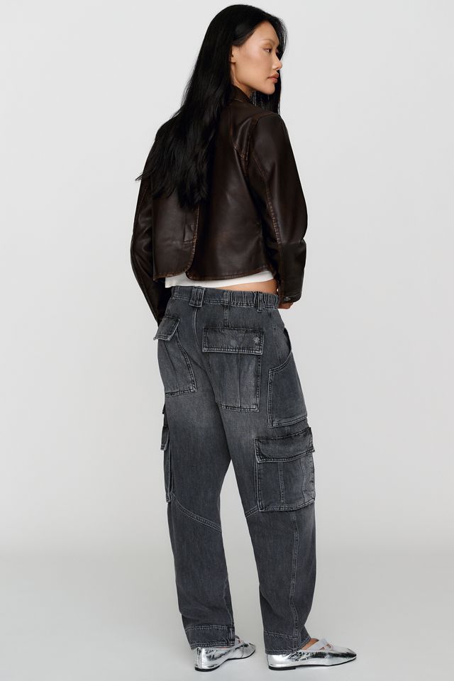 Jeans Utilitarios de Talle Alto y Pierna Cónica Aleutian Pilcro #3