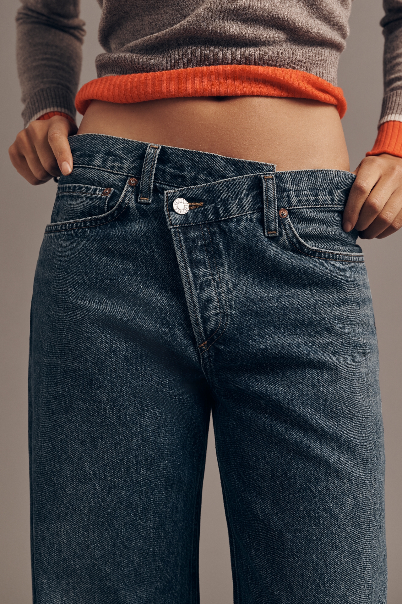 AGOLDE Arc Cross Mid-Rise Tapered Jeans