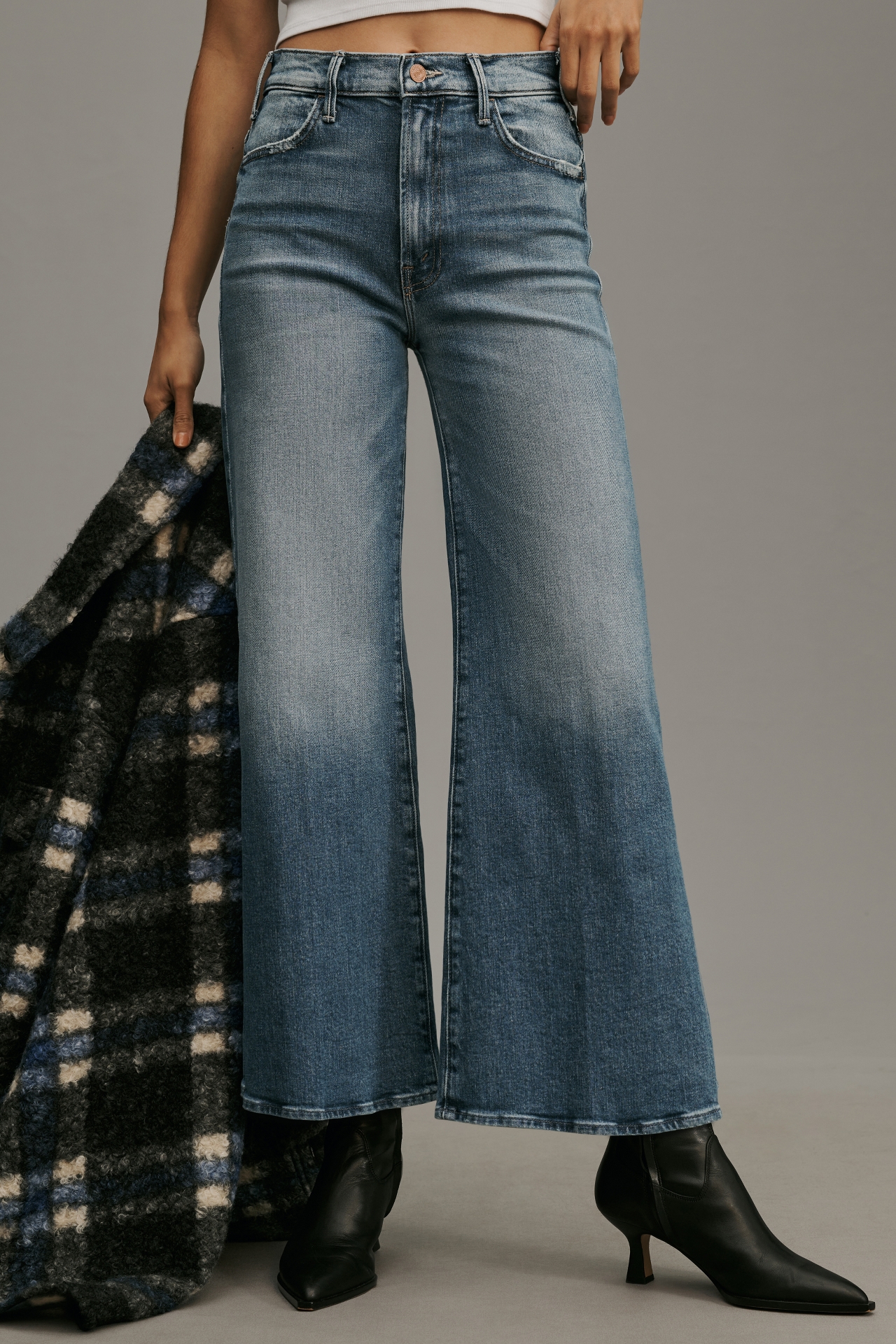 MOTHER The Hustler Roller High-Rise Ankle Jeans