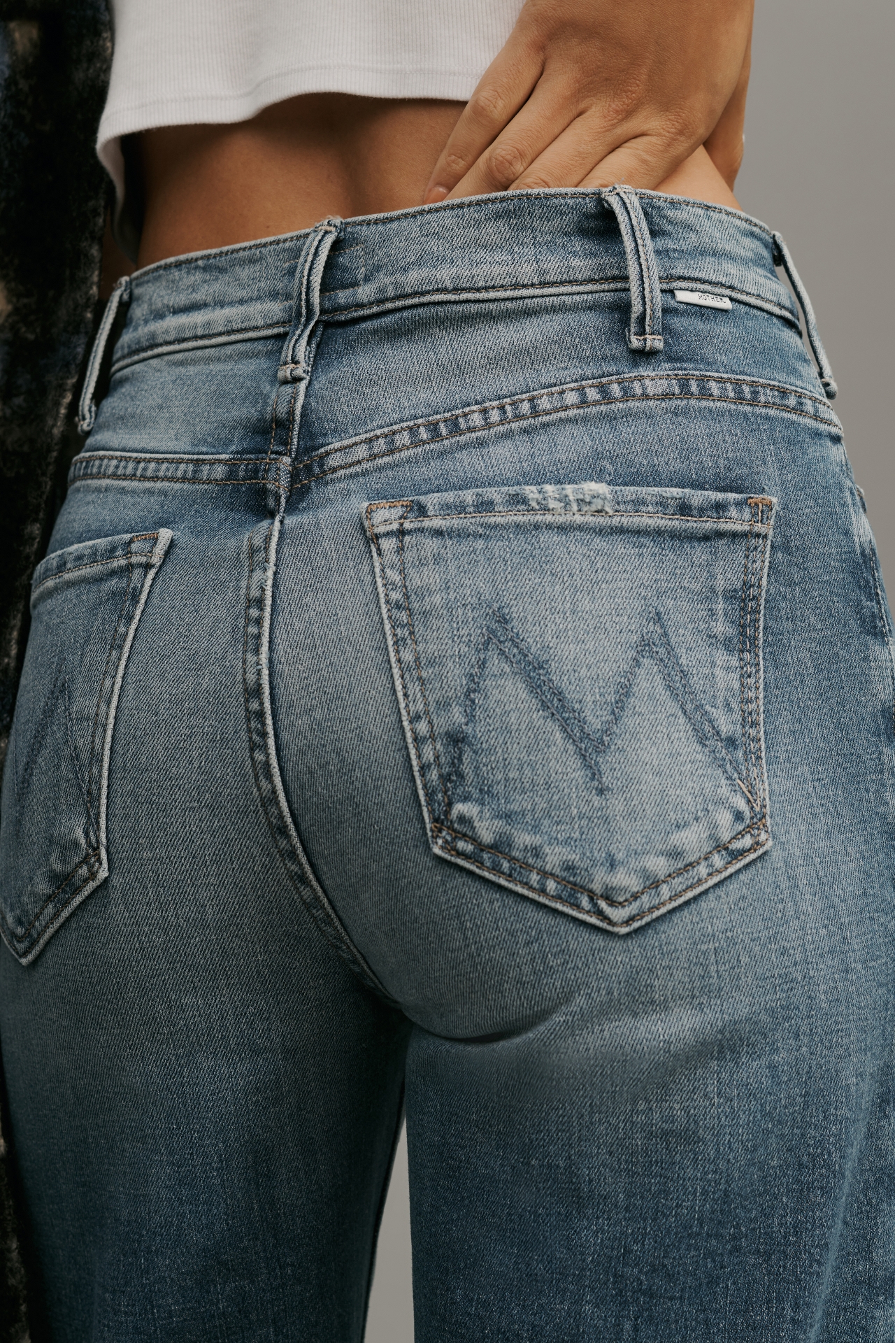 MOTHER The Hustler Roller High-Rise Ankle Jeans