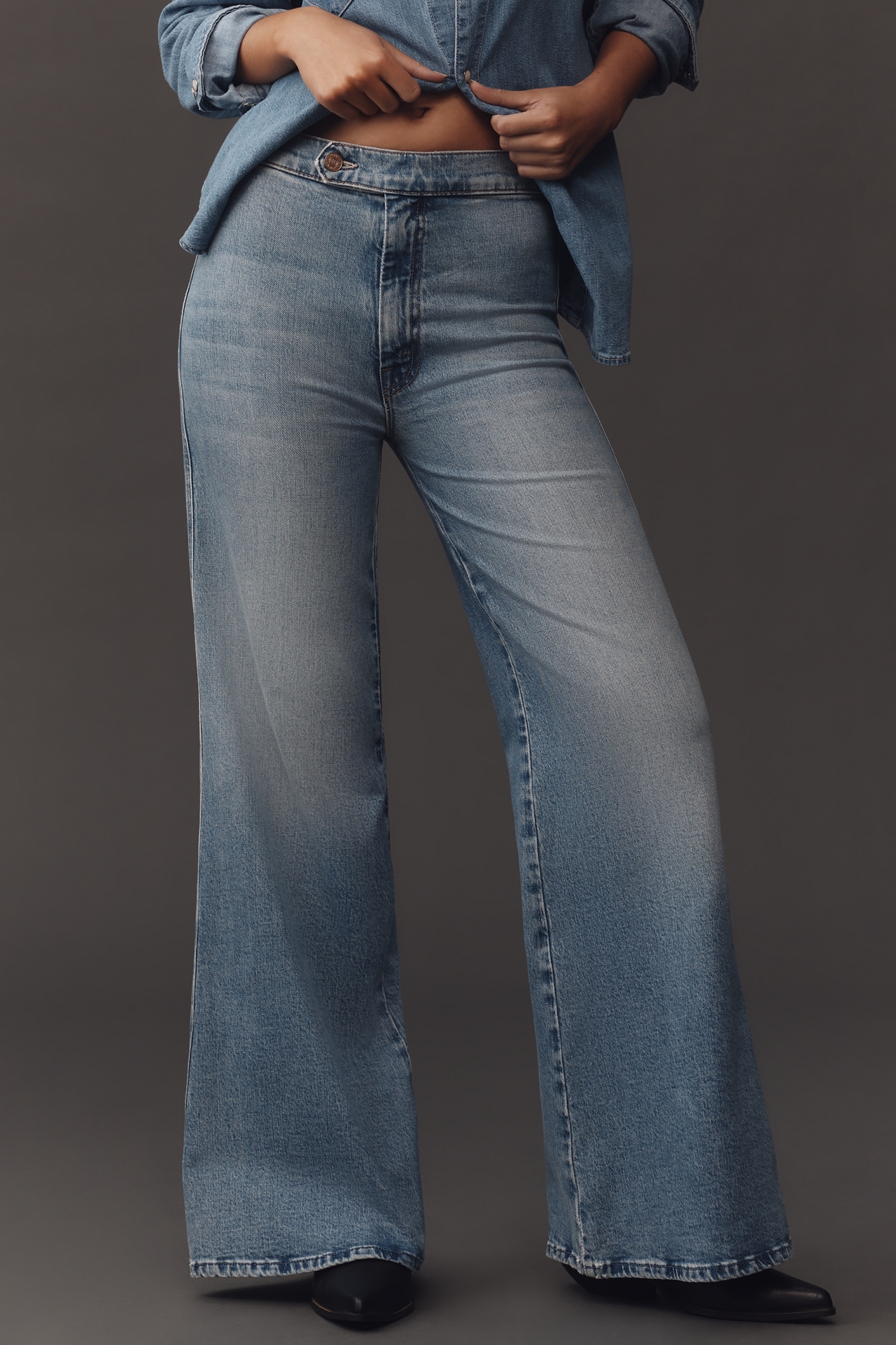 MOTHER The Tab Roller Skimp High-Rise Flare Jeans