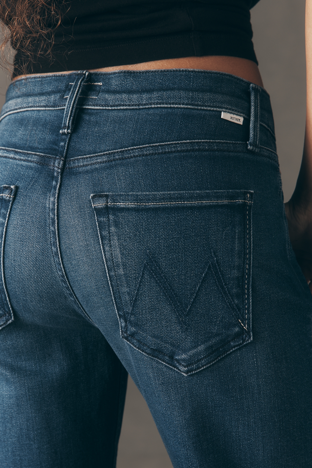 MOTHER Newbie Ankle Mid-Rise Relaxed Jeans