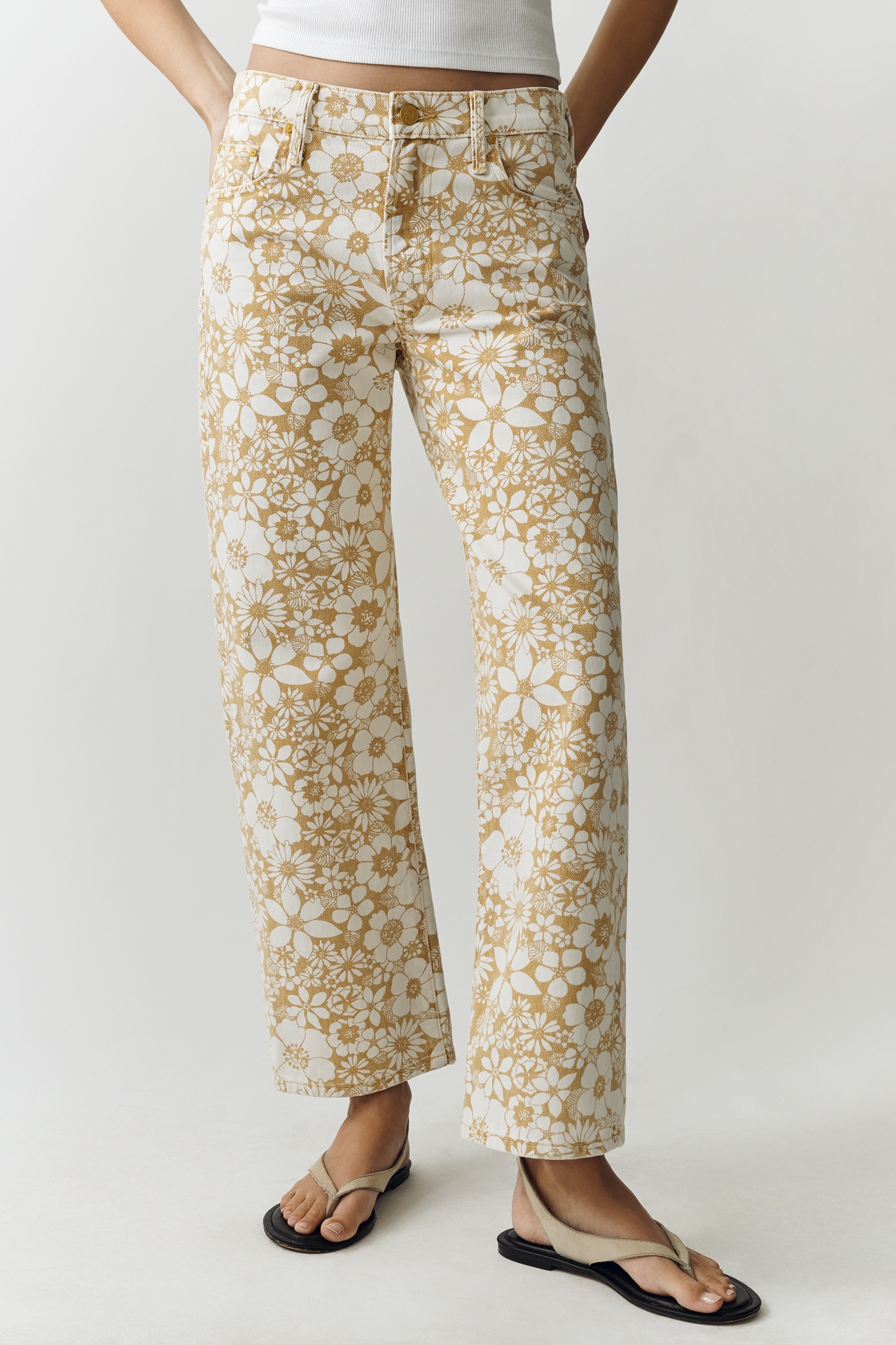 MOTHER Mid-Rise Rambler Zip Ankle Jeans