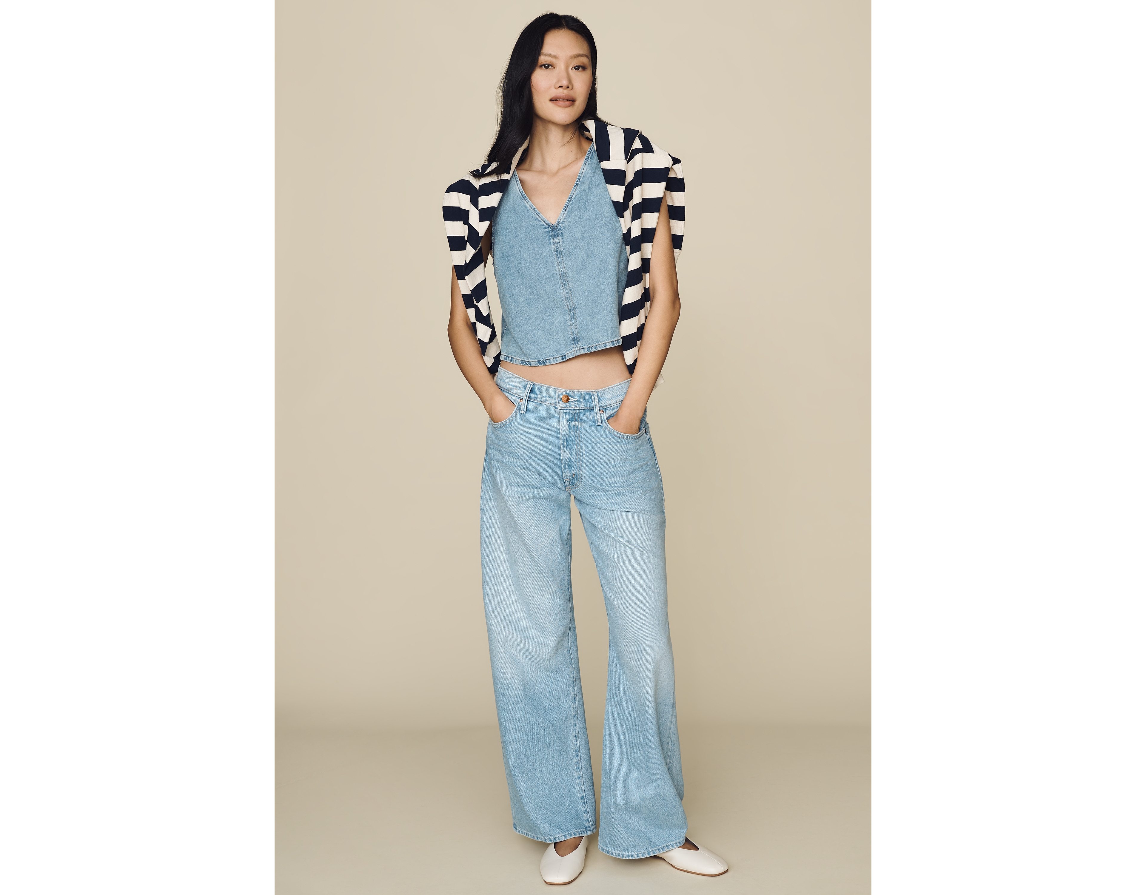 MOTHER Whip Skimp Mid-Rise Tapered Jeans