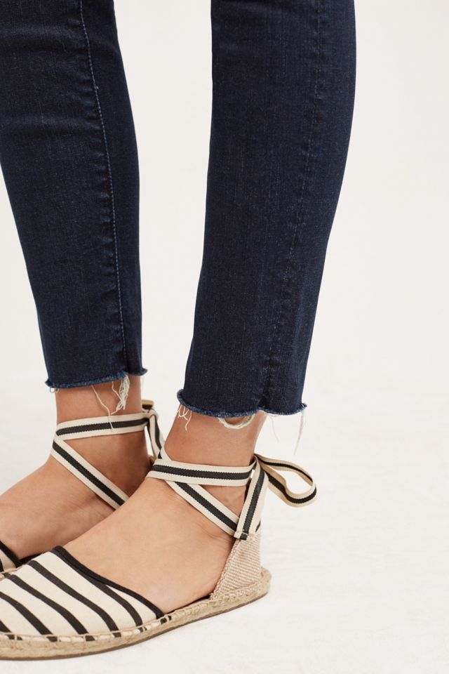 Mother Looker Mid-Rise Frayed Ankle Jeans #3