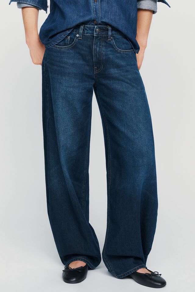 
DL1961 Rori Mid-Rise Horseshoe HIGHLUXE™ Jeans #1