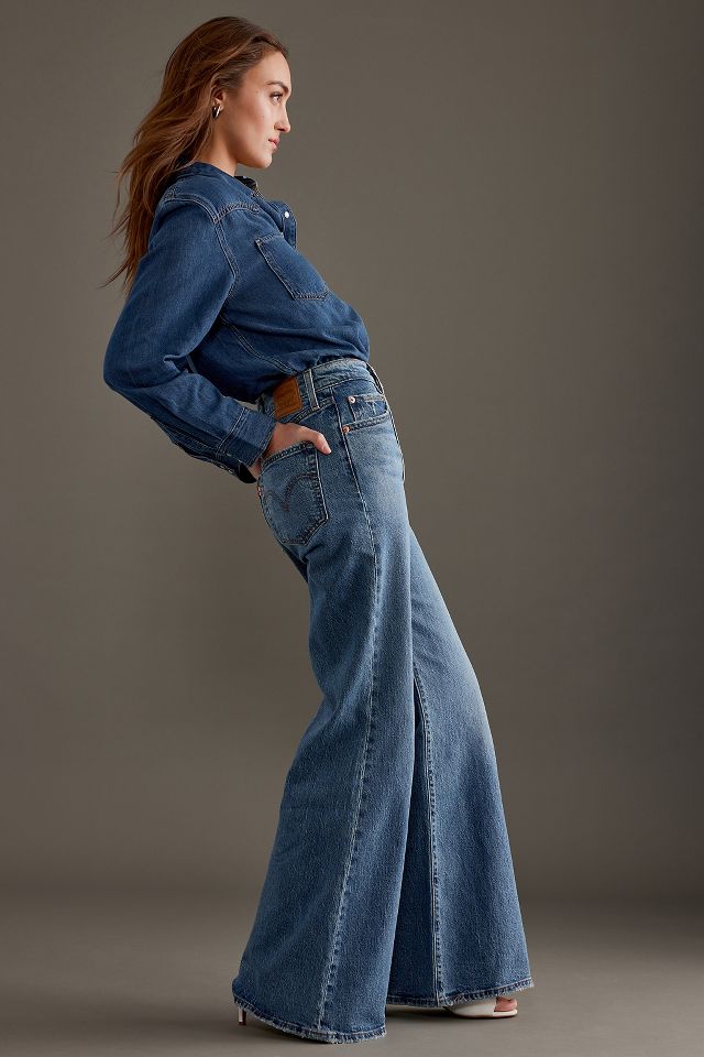 Levi's Ribcage High-Rise Bell Jeans | Anthropologie UK