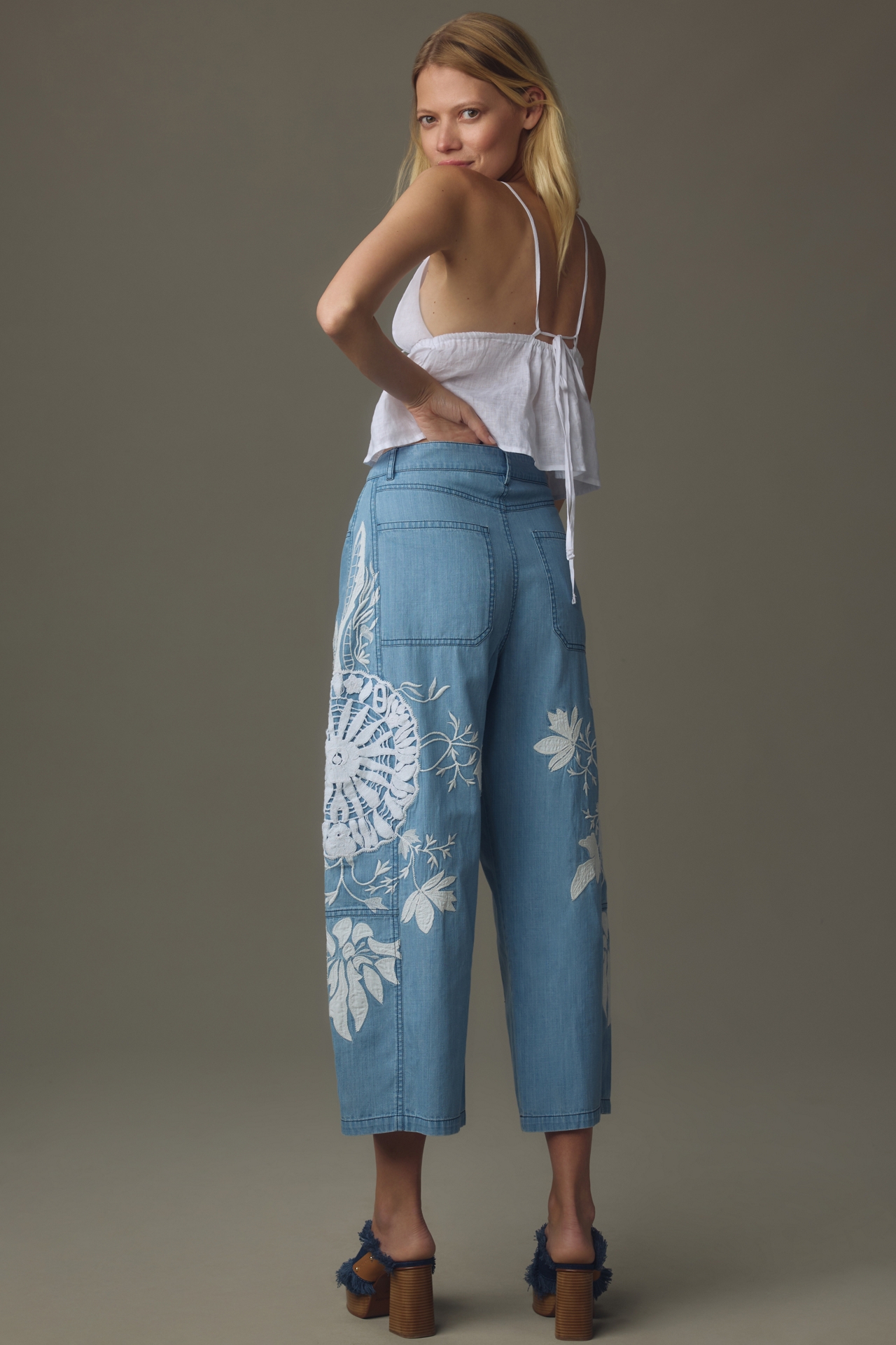 Pilcro Embroidered Heritage Curve Mid-Rise Barrel Jeans