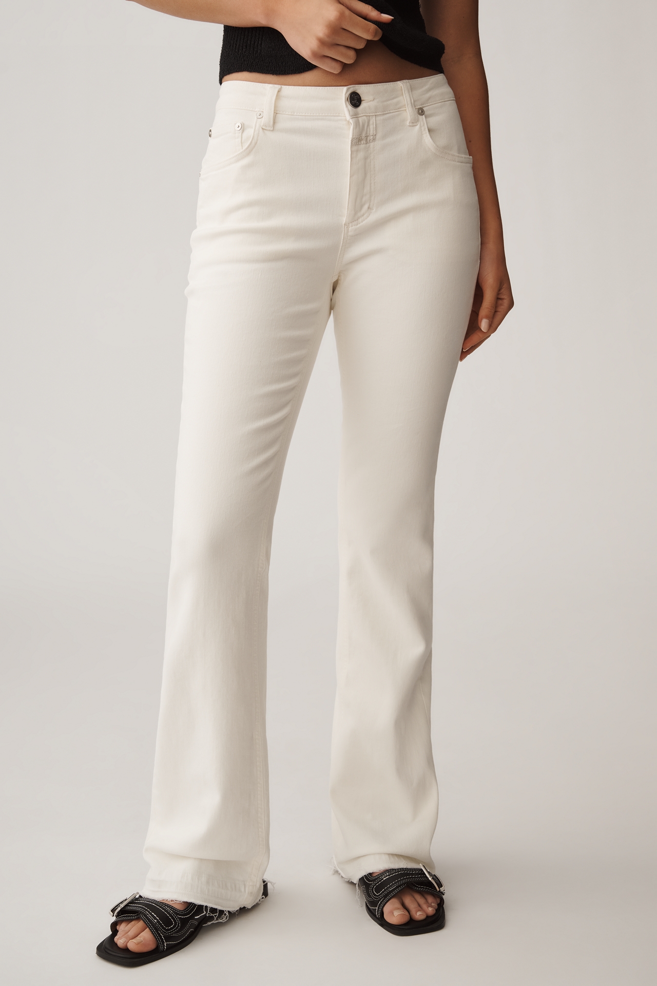 Closed Jovanna Mid-Rise Bootcut Jeans