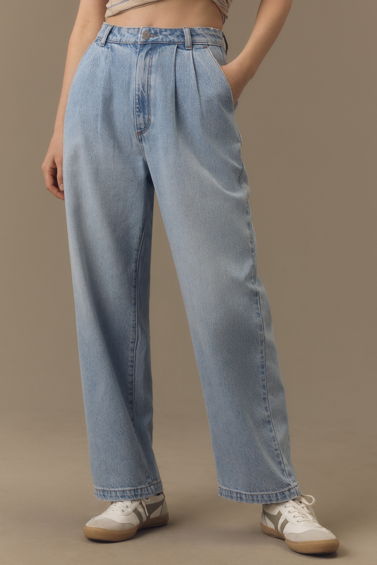 Rolla's Chloe Pleat High-Rise Crop Wide-Leg Jeans