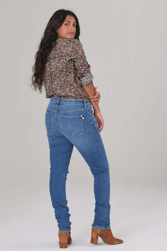 Pilcro The Slim Boyfriend Jeans #5