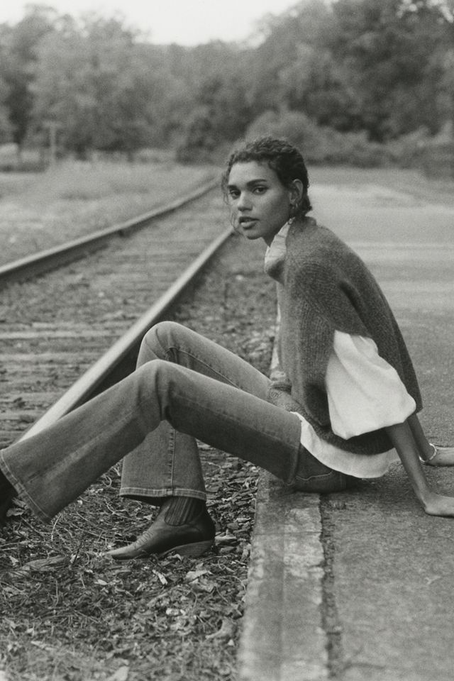 Pilcro The Icon Flare Jeans #8