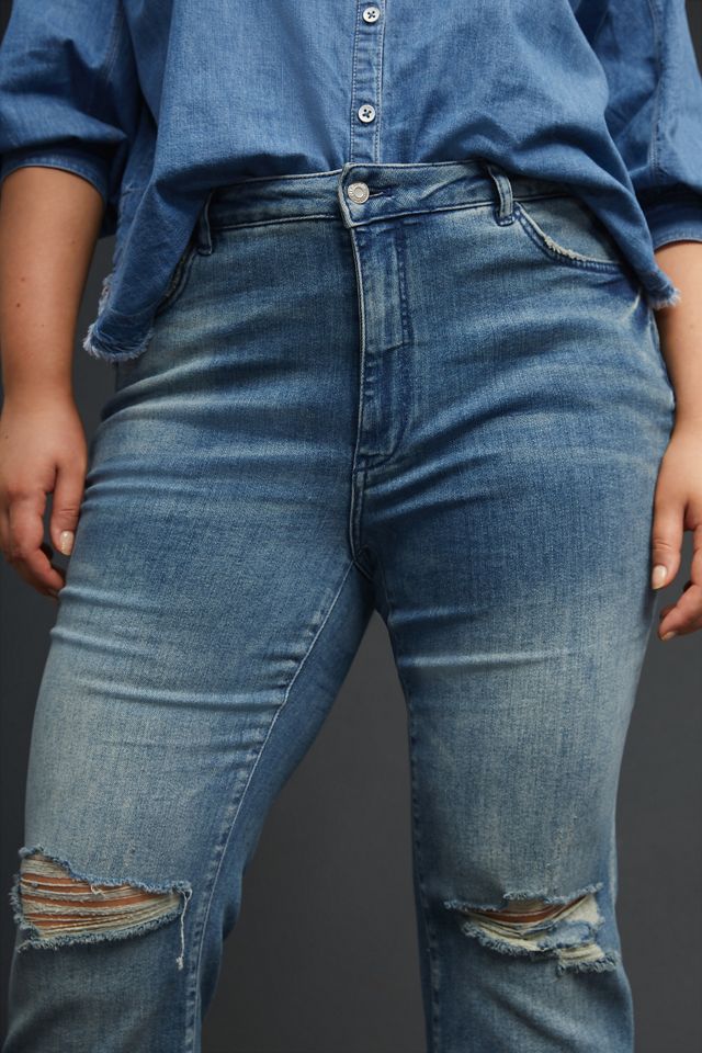 Pilcro The Icon Flare Jeans #8
