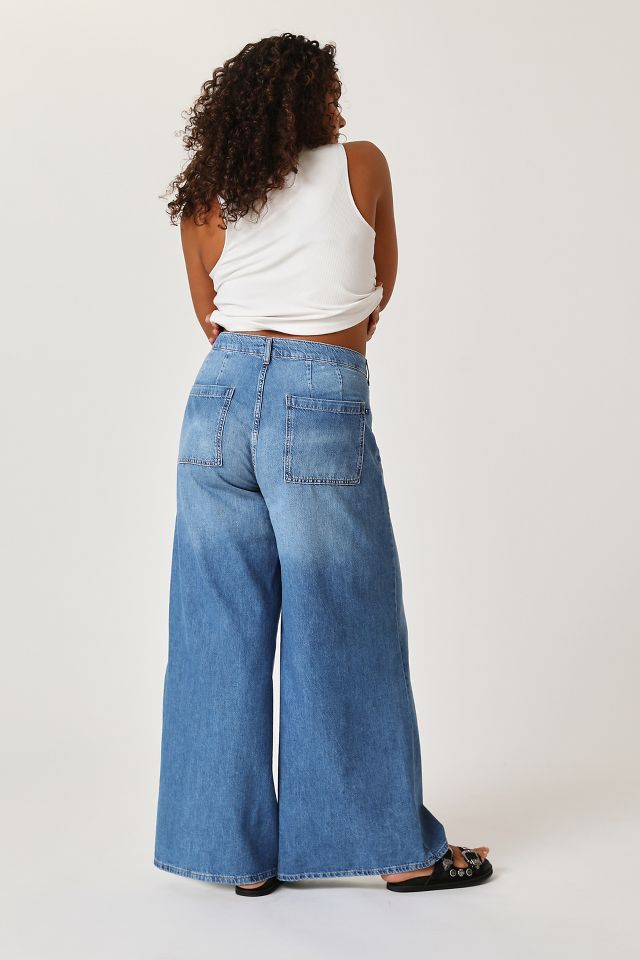 Anthropologie Pilcro The Jane HW Wide Leg on sale Jean